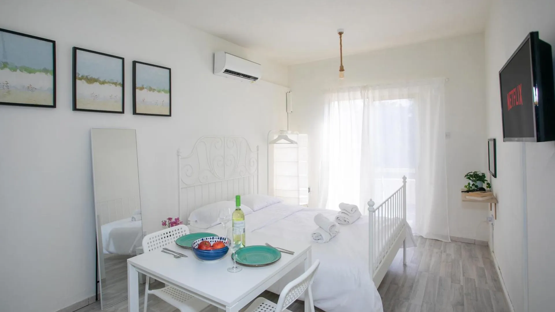Palmove Makenzie Studio 4 Larnaca Kypr